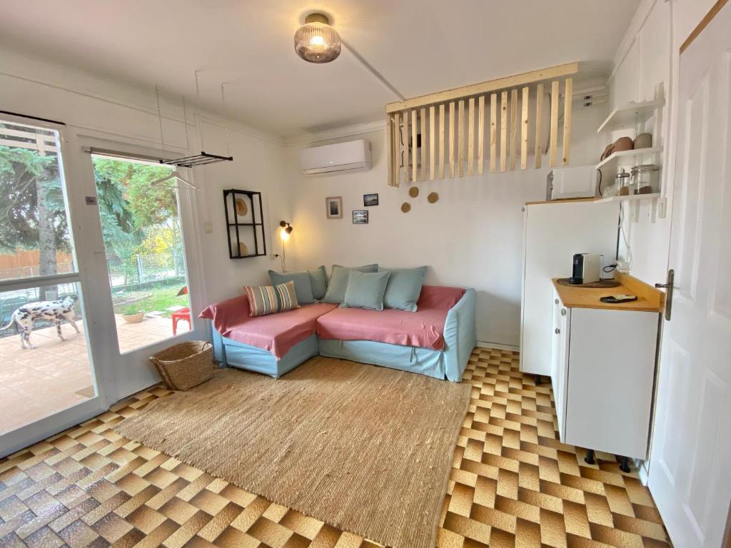 Bright, calm interior
